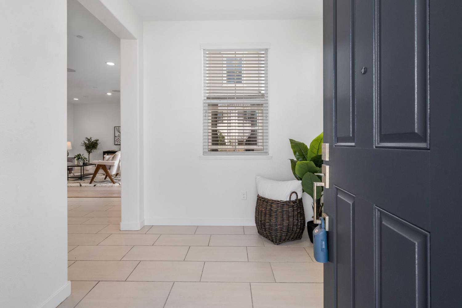 150 E Cortona Court