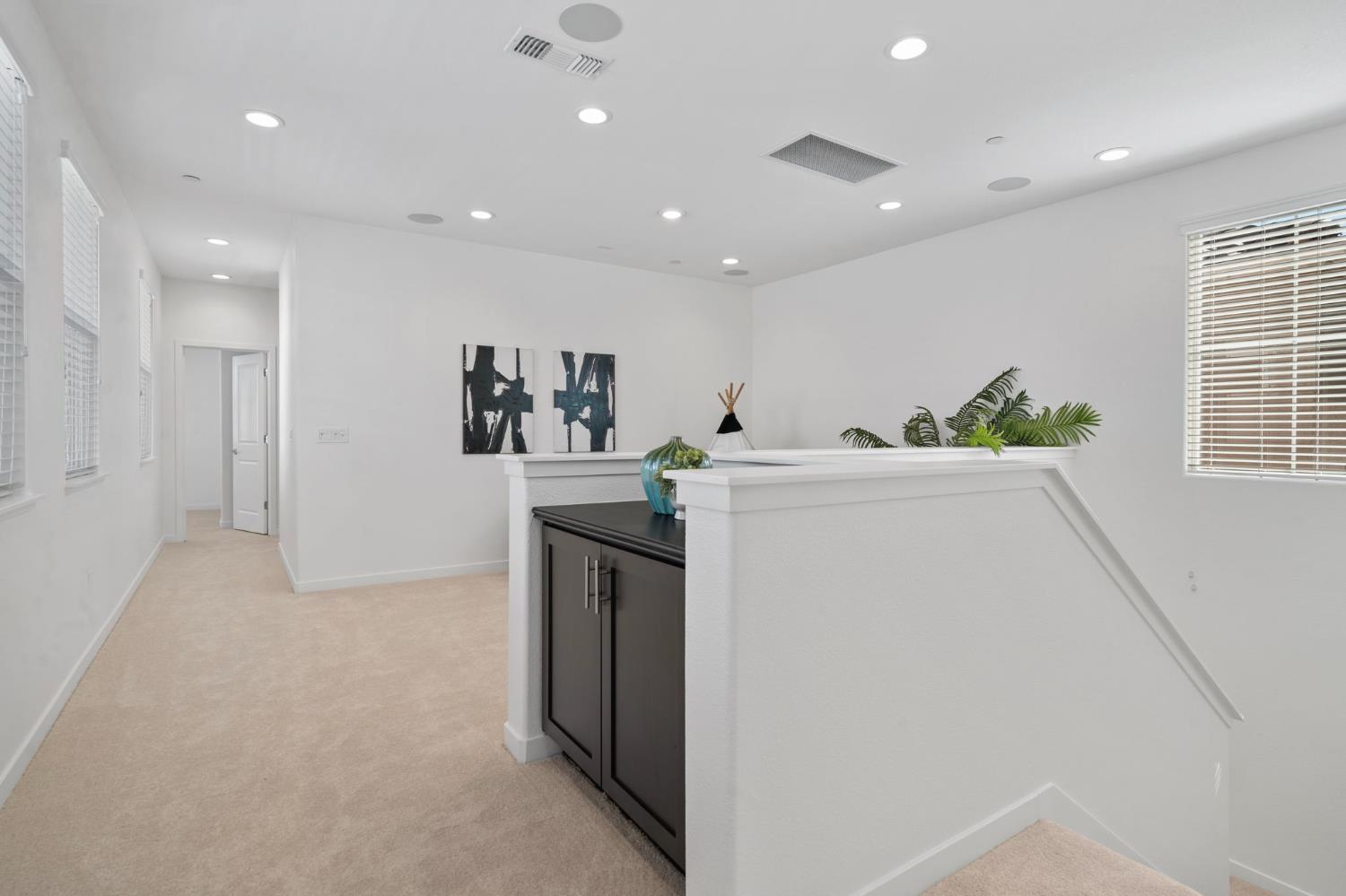 150 E Cortona Court