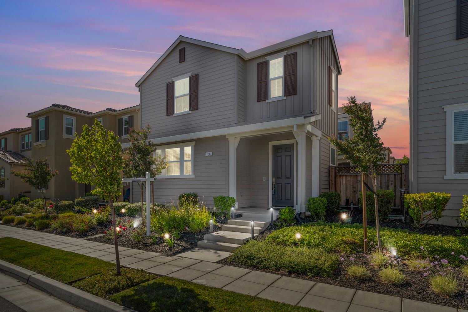 150 E Cortona Court