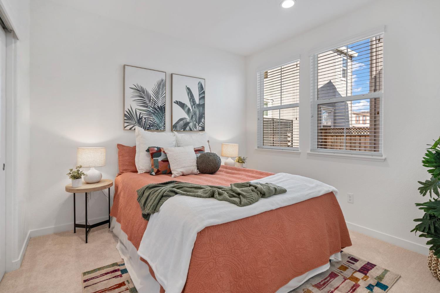 150 E Cortona Court