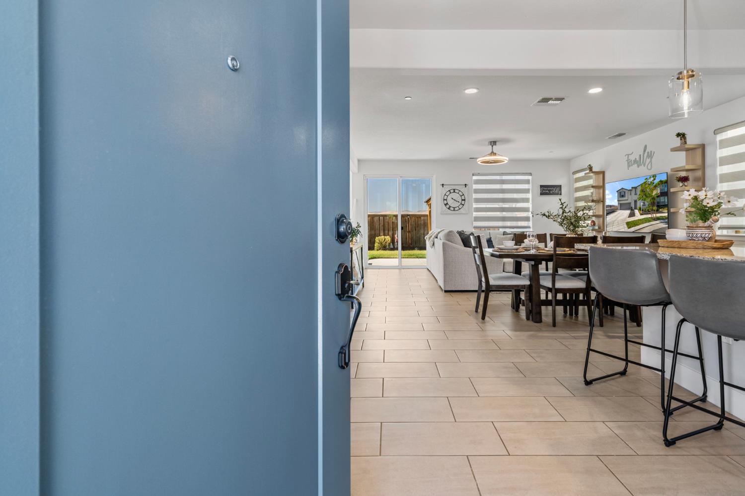 300 E Natasha Avenue