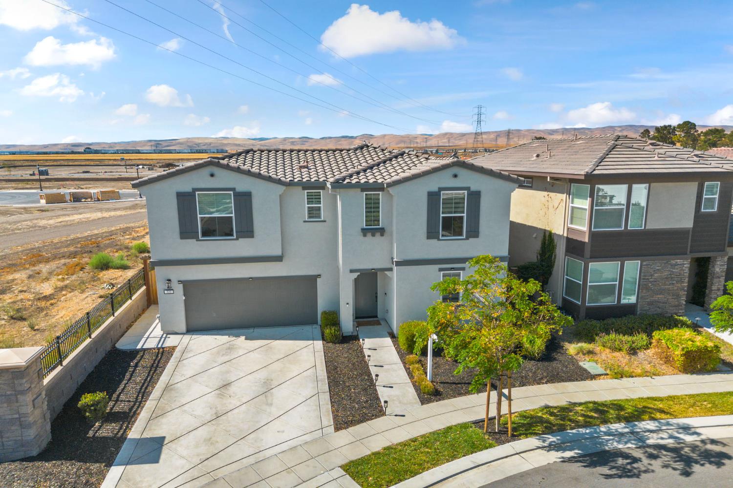 300 E Natasha Avenue