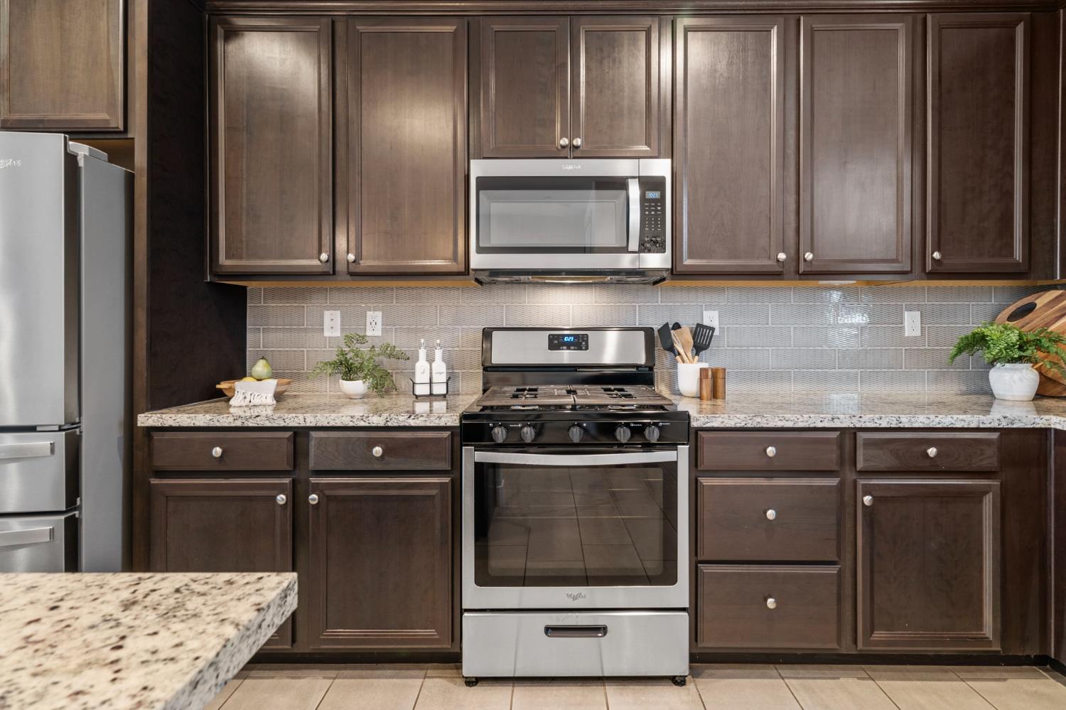 300 E Natasha Avenue