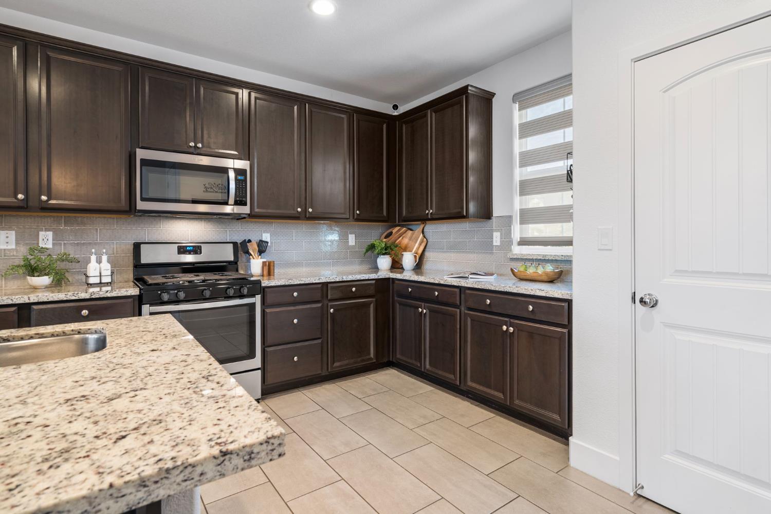 300 E Natasha Avenue