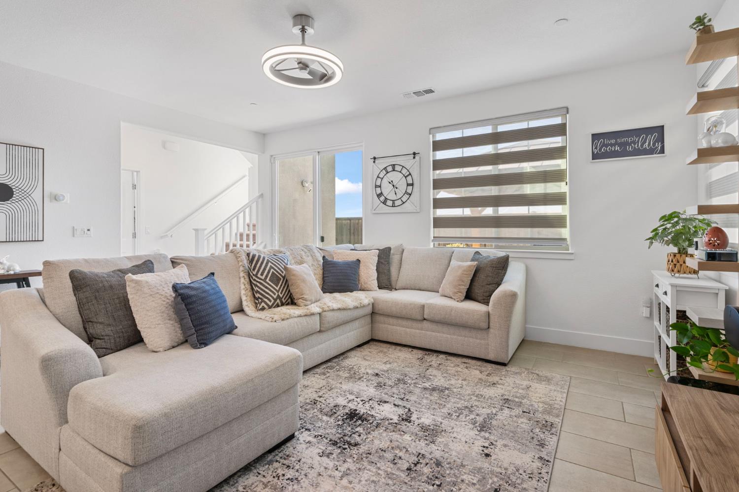 300 E Natasha Avenue