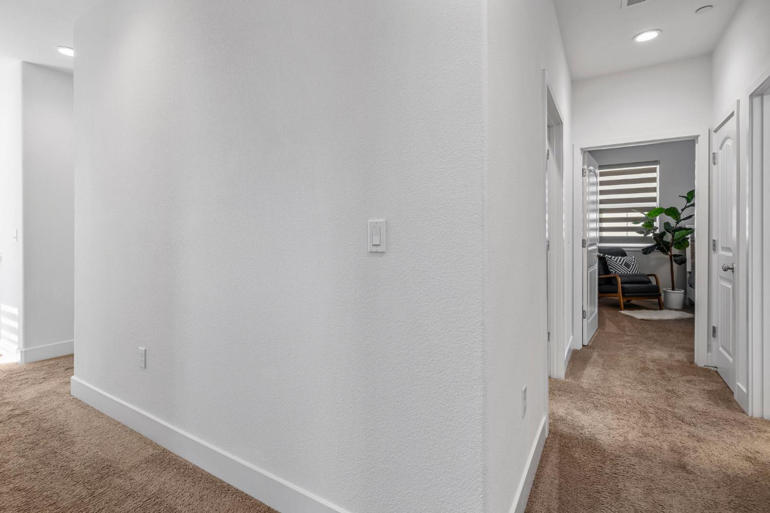 300 E Natasha Avenue