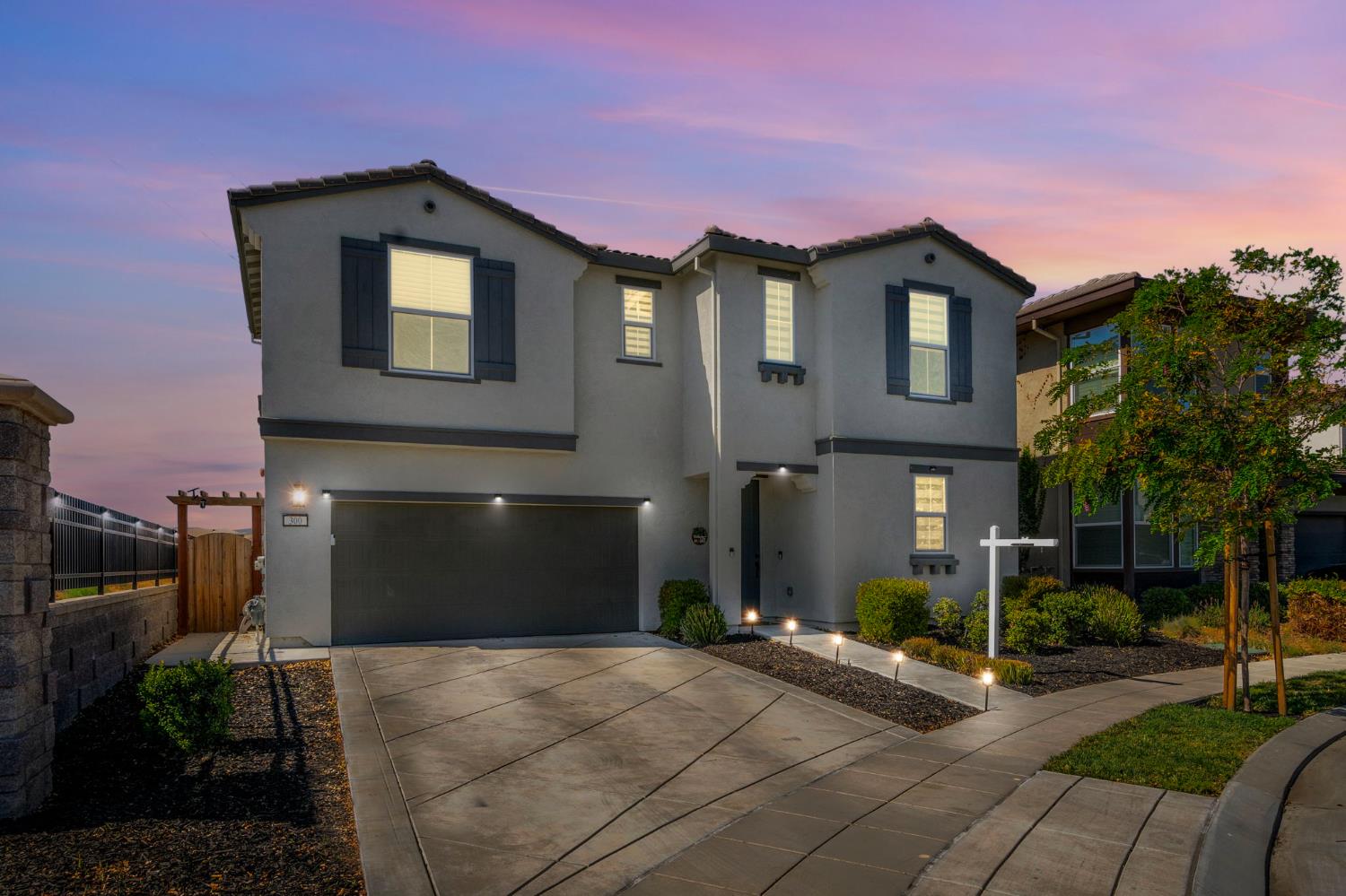 300 E Natasha Avenue