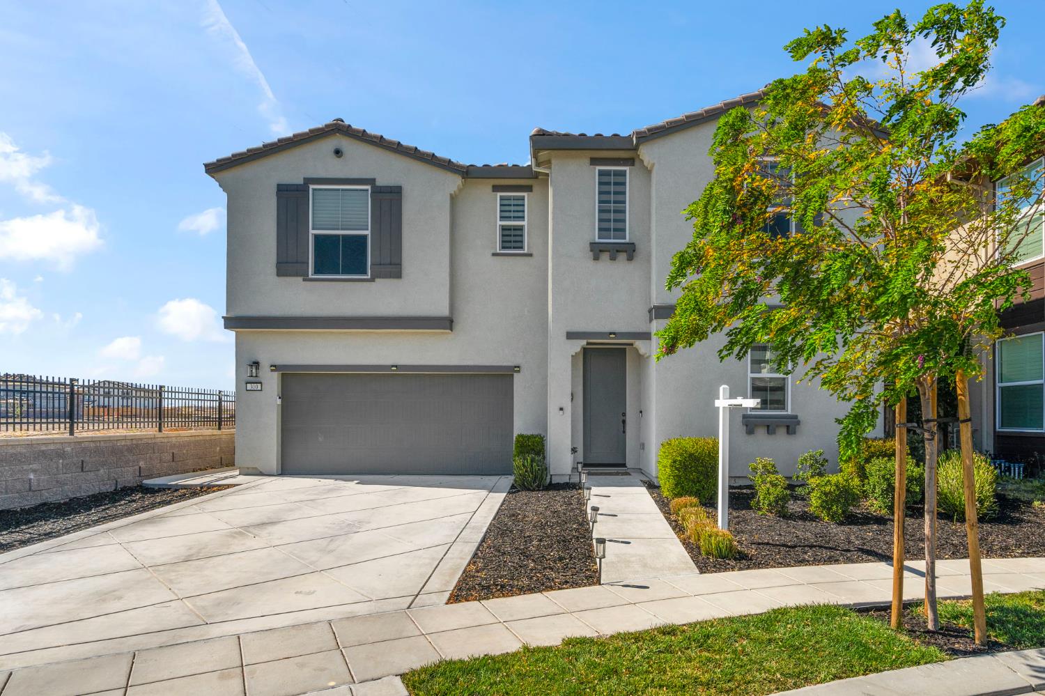 300 E Natasha Avenue