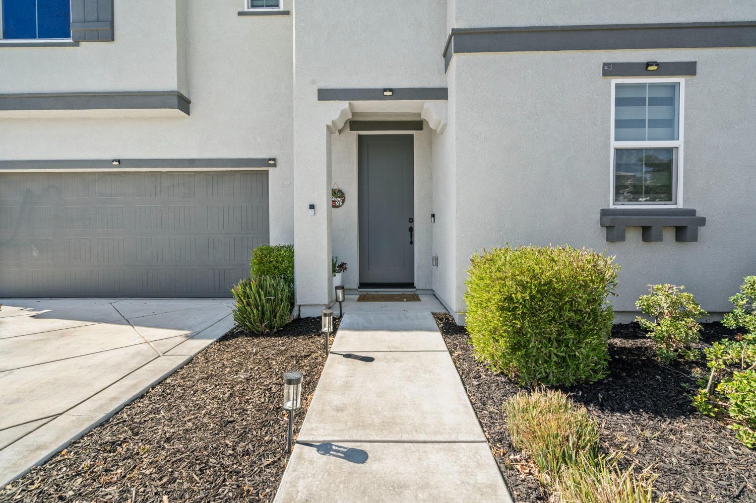 300 E Natasha Avenue