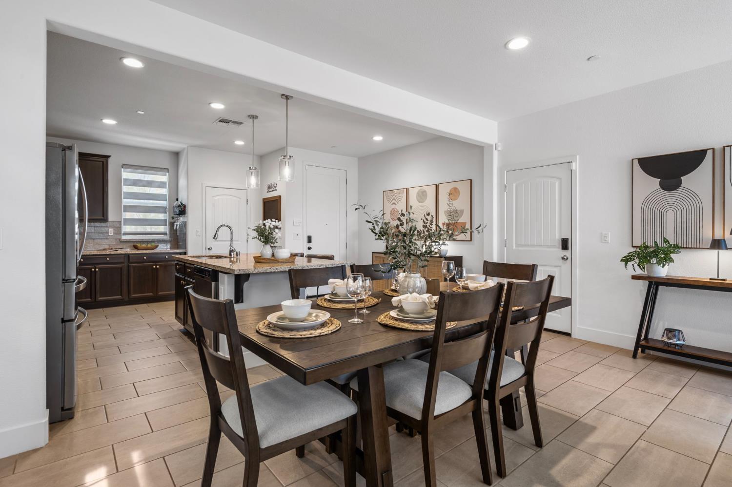 300 E Natasha Avenue