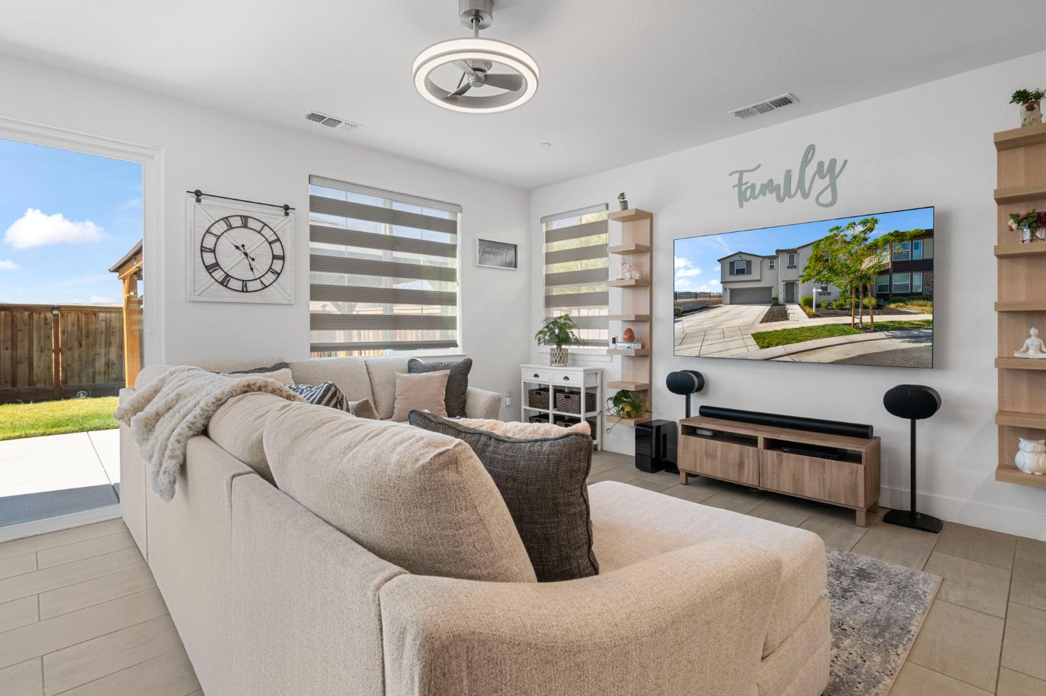 300 E Natasha Avenue