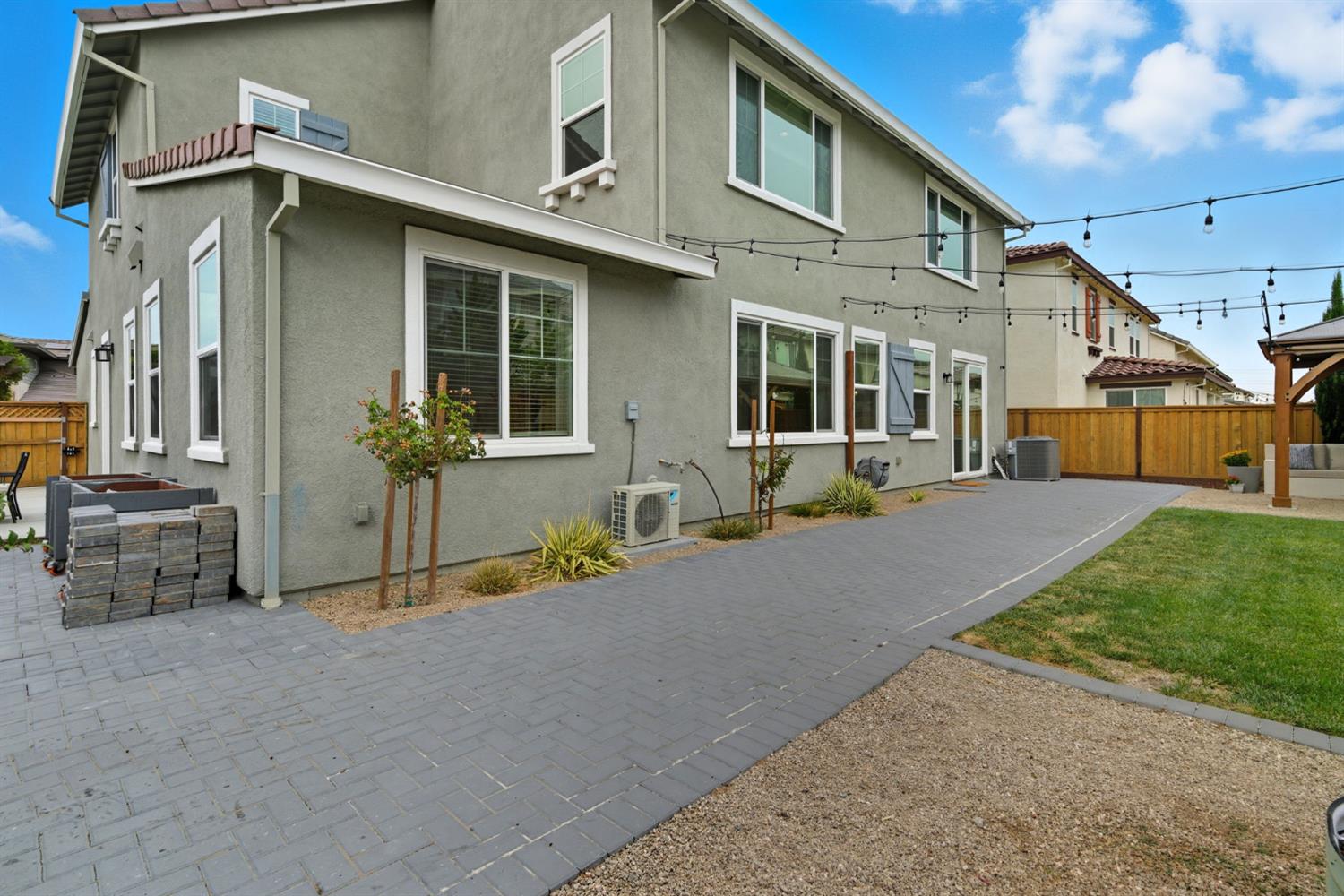36 E Cataldi Avenue
