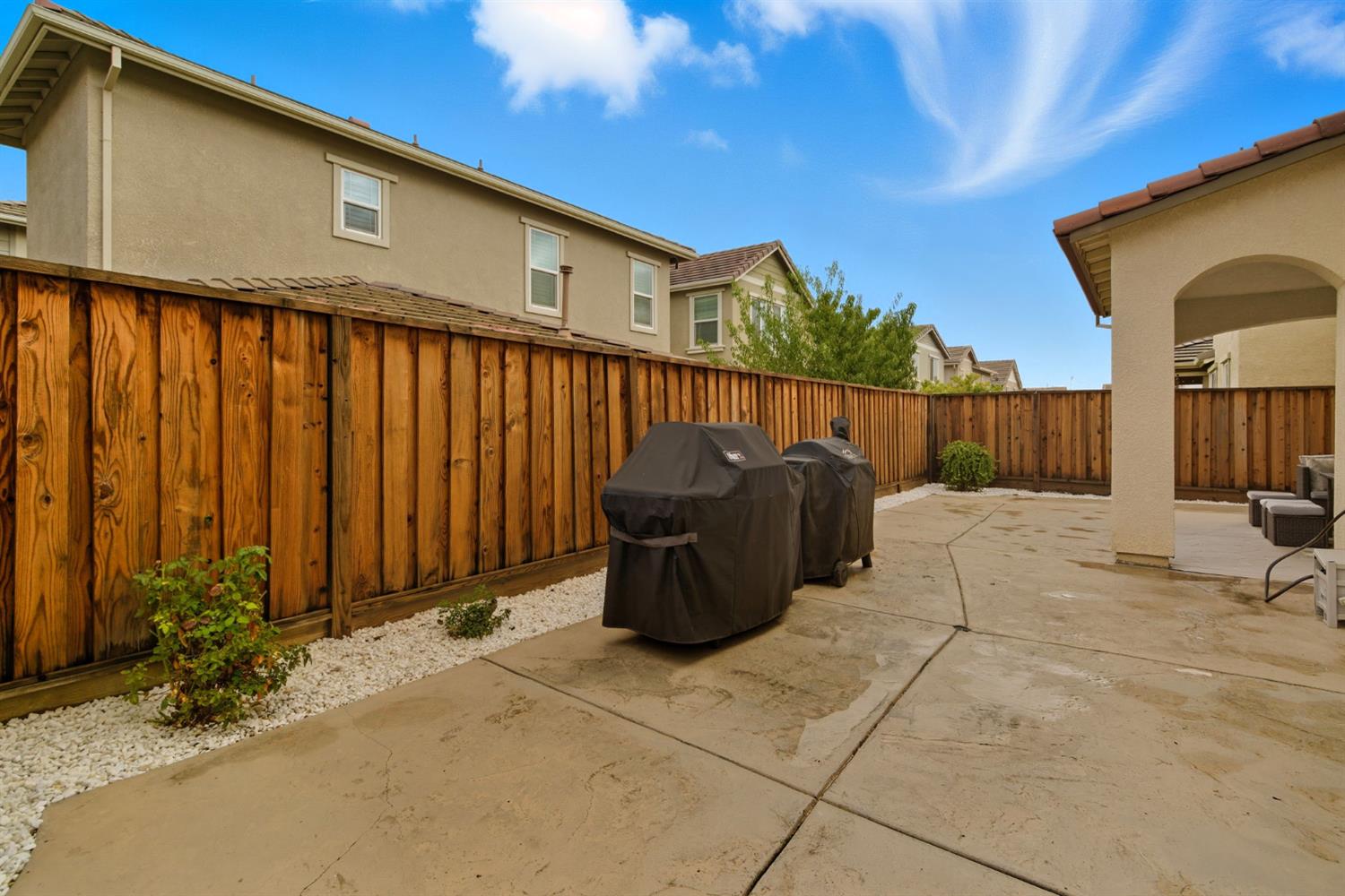 203 W Bonner Drive
