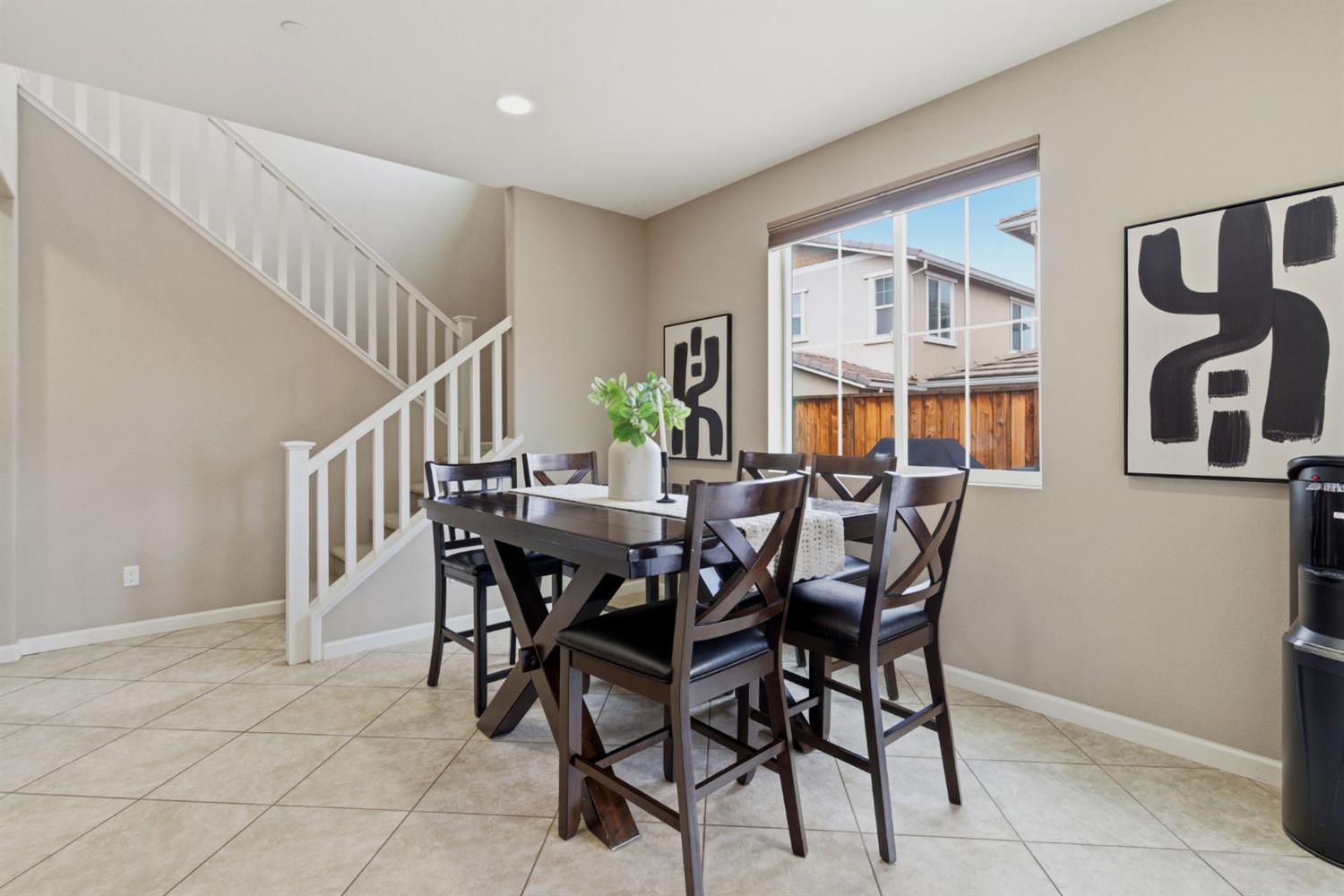 203 W Bonner Drive