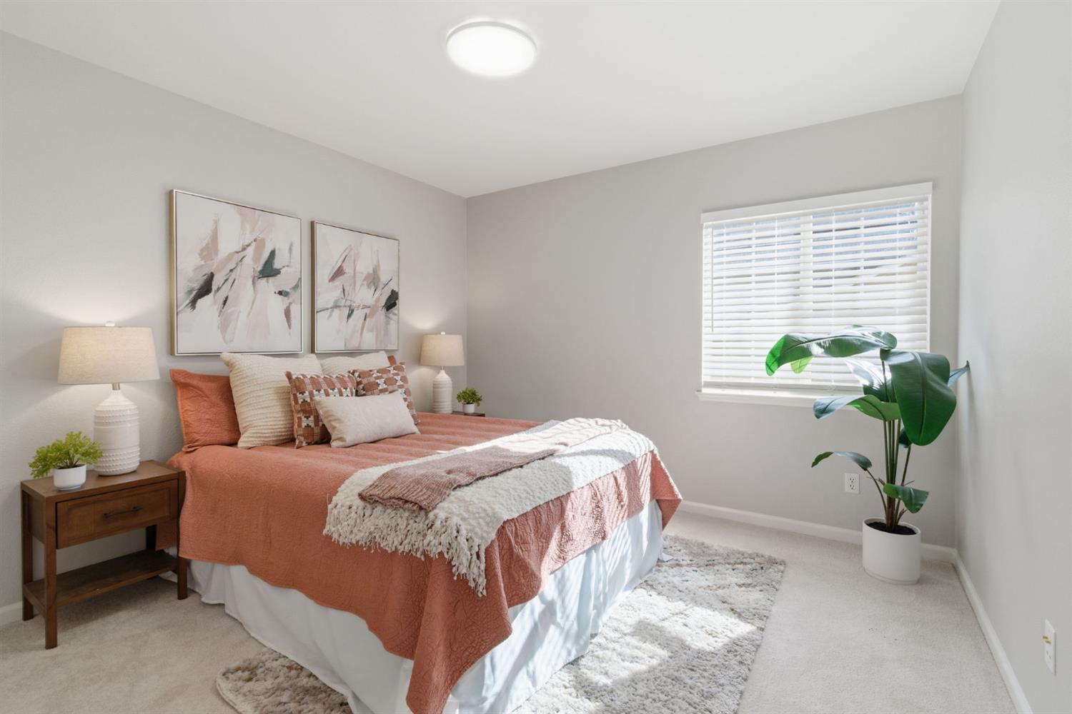 161 W Prosperidad Way