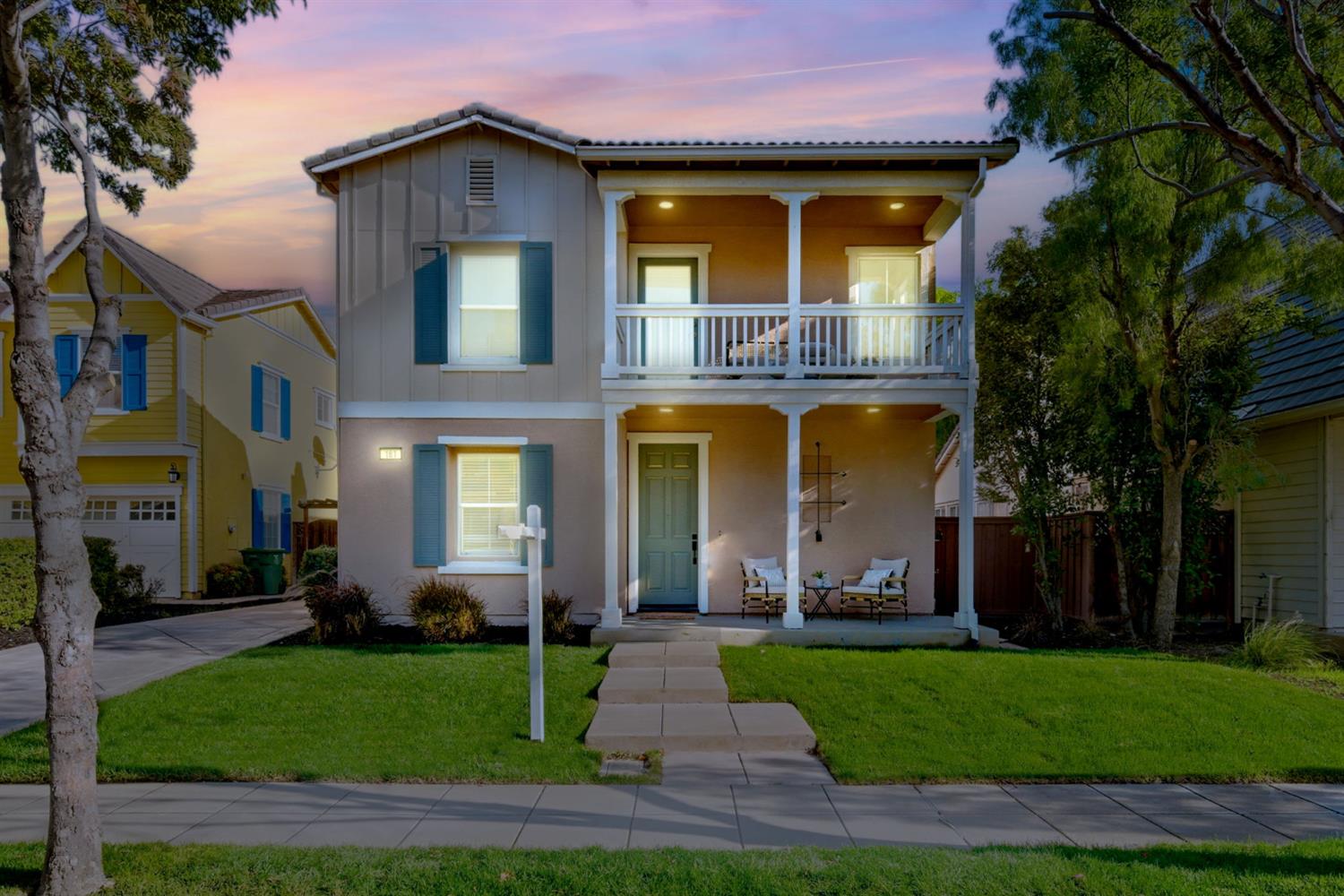 161 W Prosperidad Way