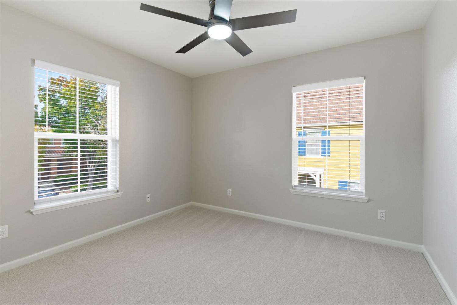 161 W Prosperidad Way