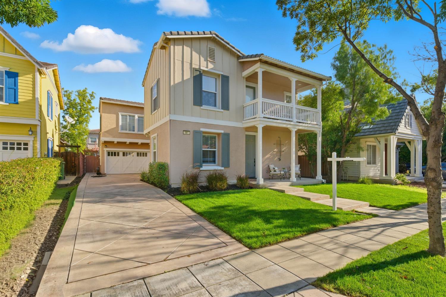 161 W Prosperidad Way