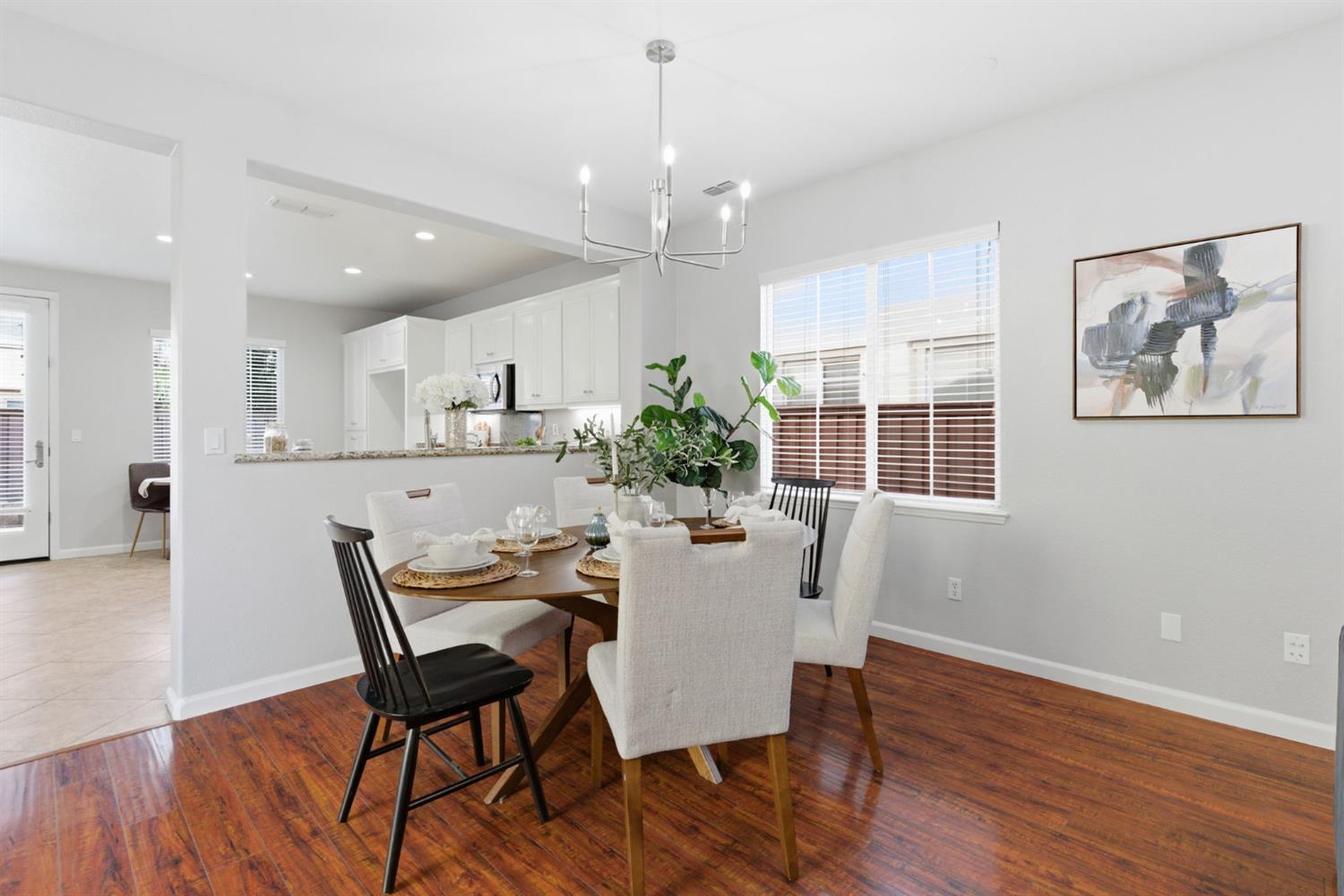 161 W Prosperidad Way