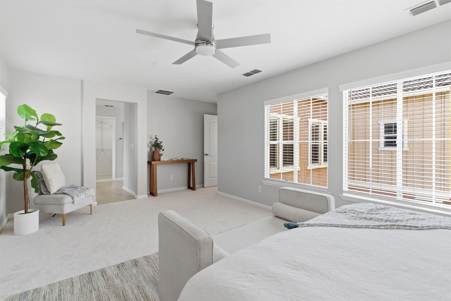 161 W Prosperidad Way