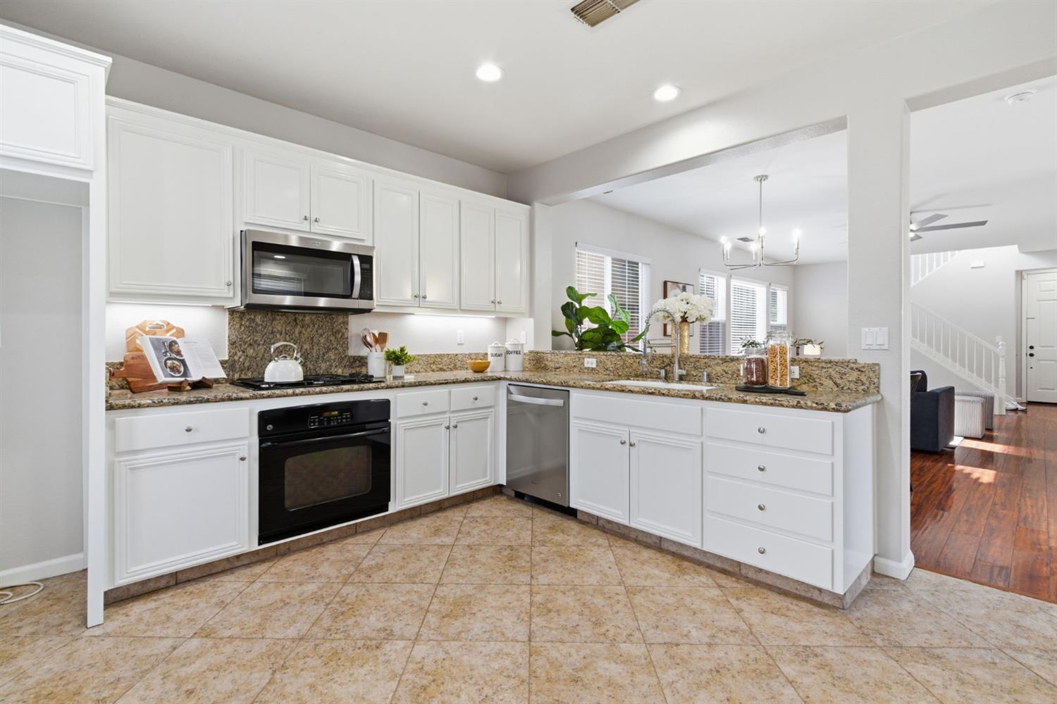 161 W Prosperidad Way