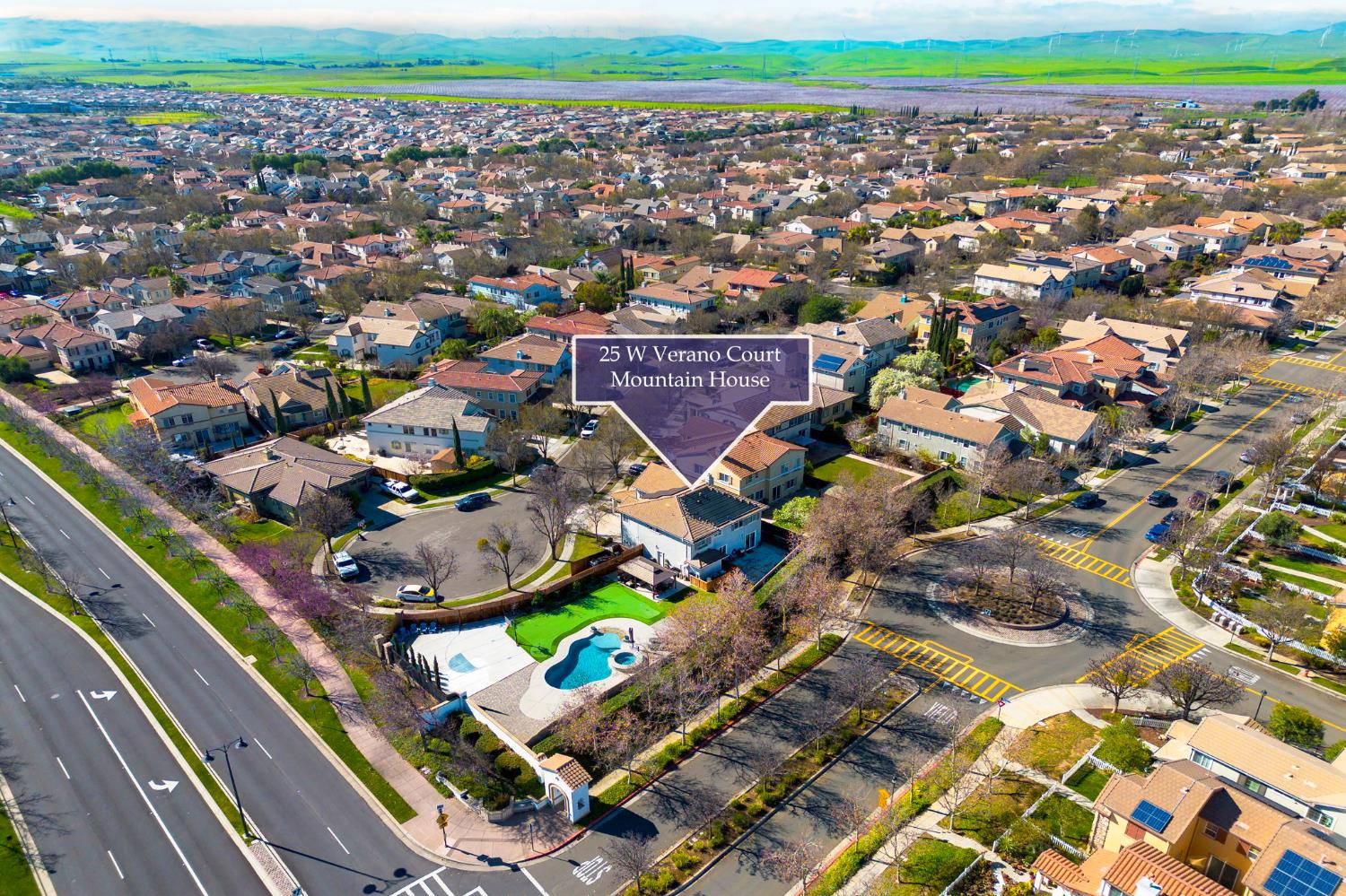 25 W Verano Court