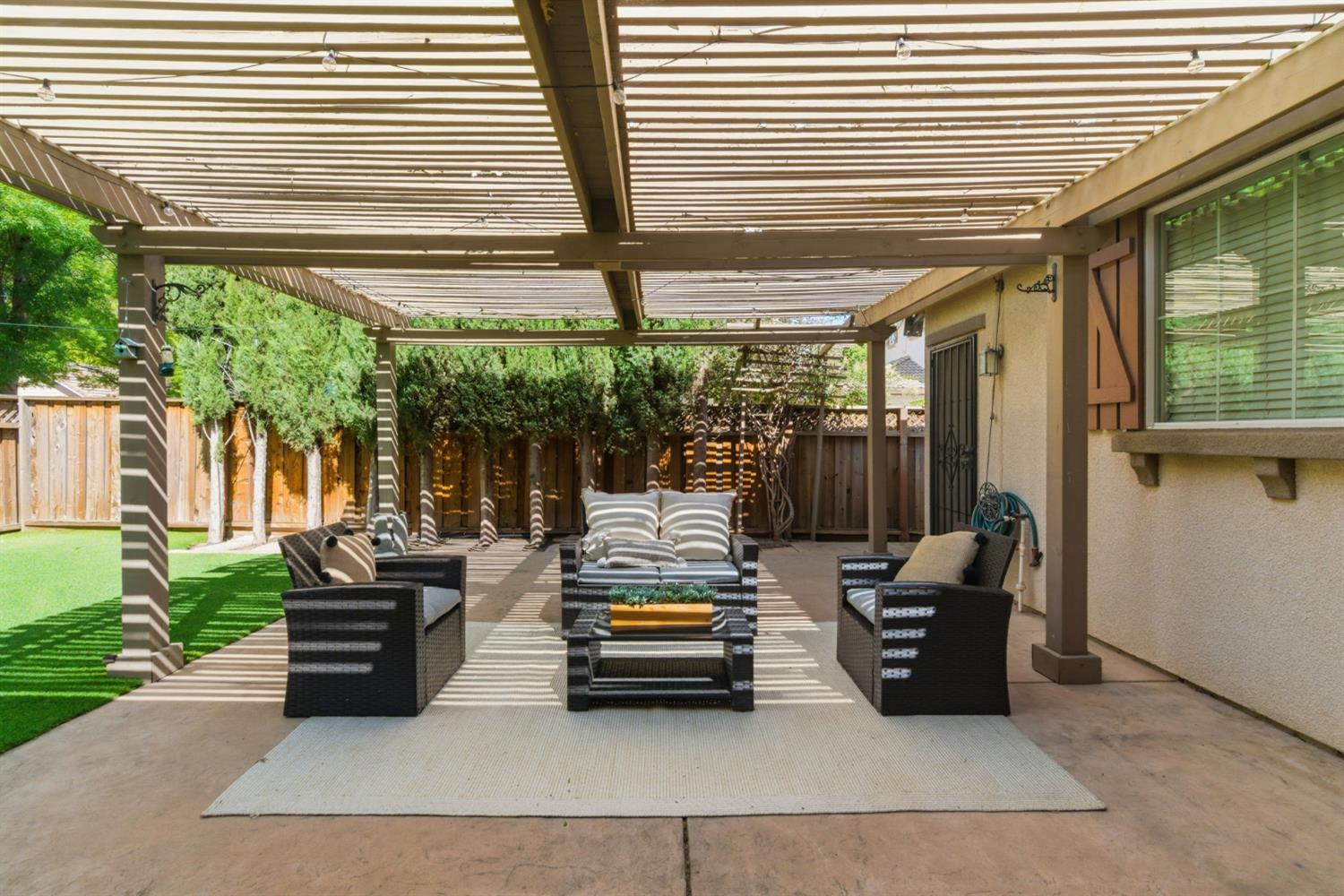 349 W Las Brisas Drive