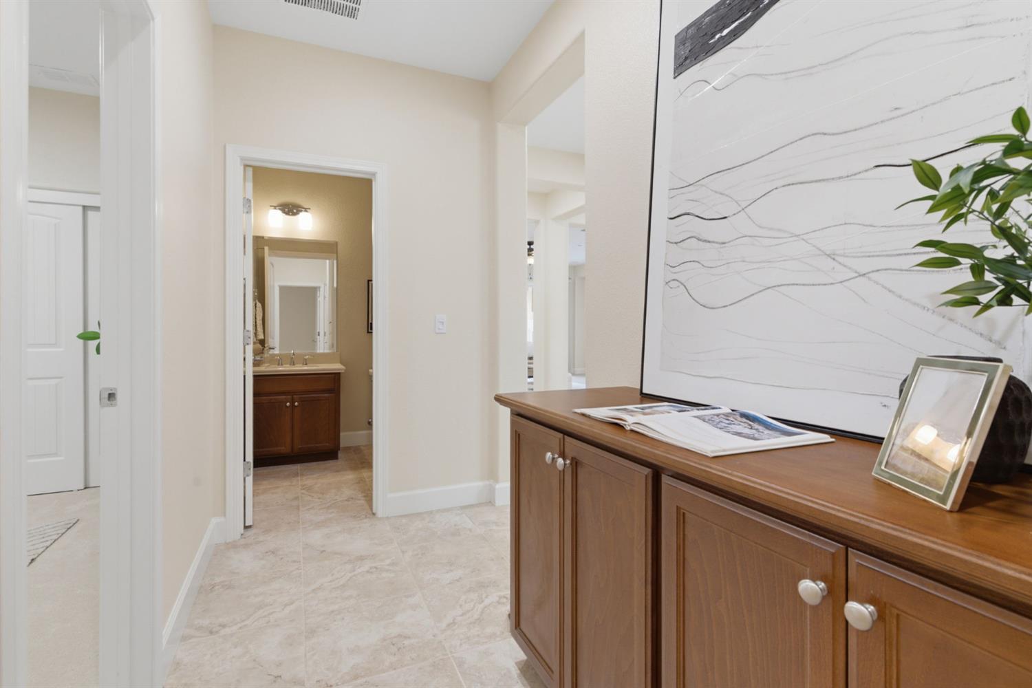 517 N Castellina Terrace