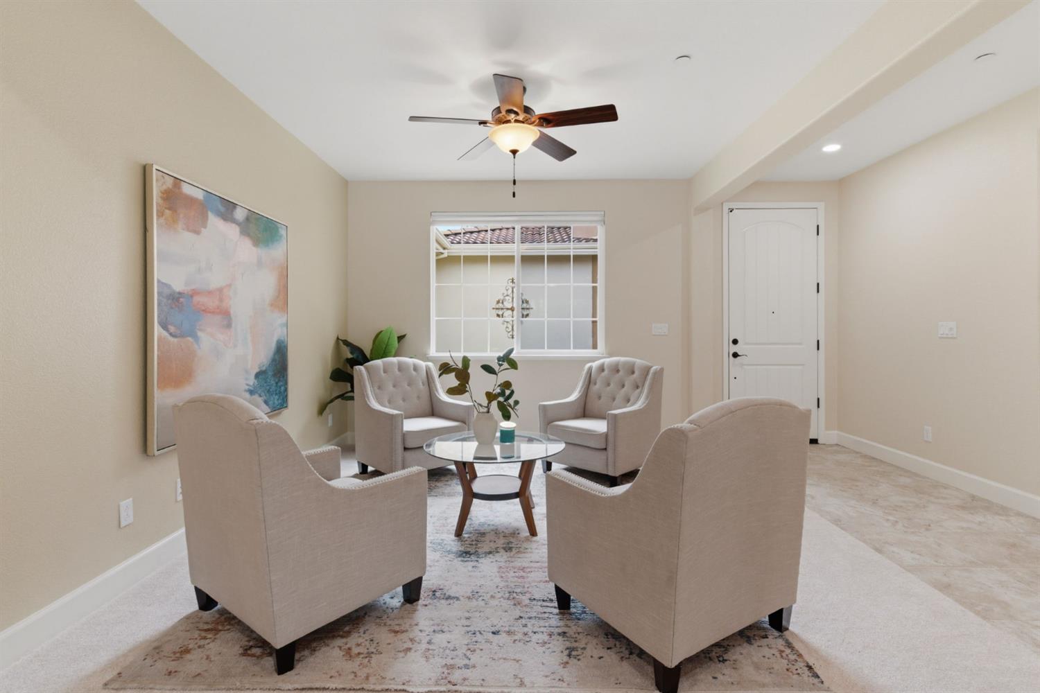 517 N Castellina Terrace