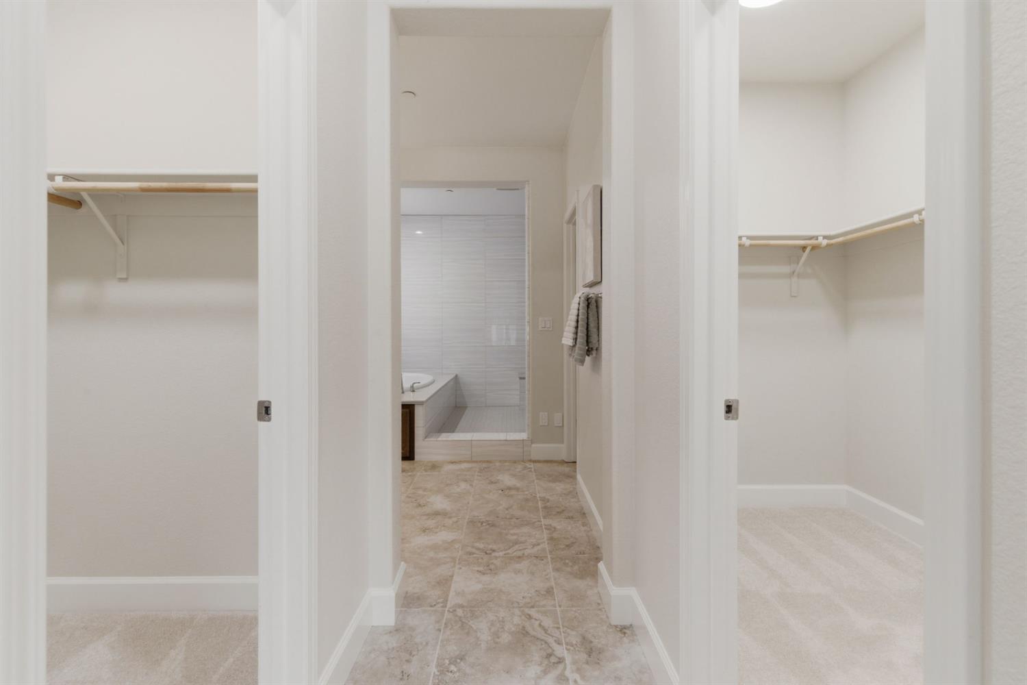 517 N Castellina Terrace