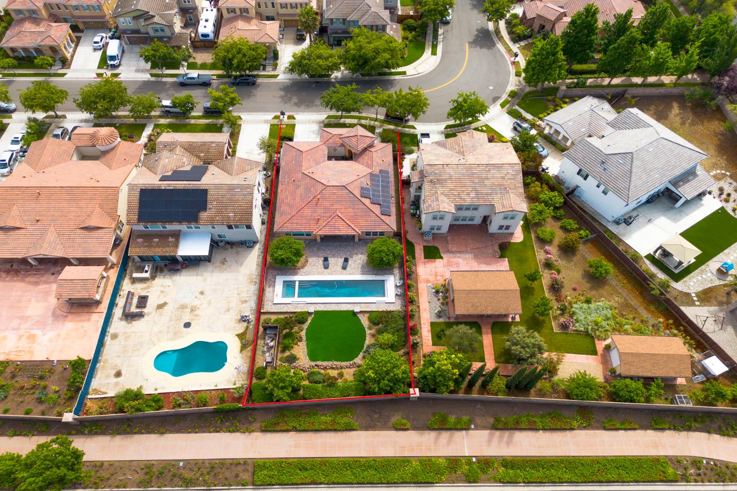 517 N Castellina Terrace