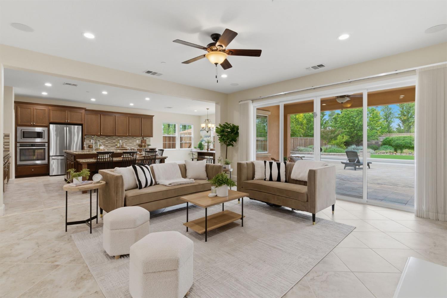 517 N Castellina Terrace
