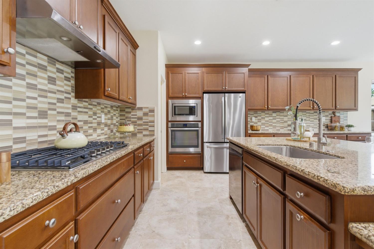 517 N Castellina Terrace