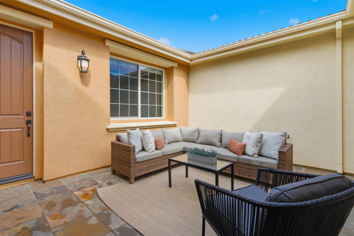 517 N Castellina Terrace