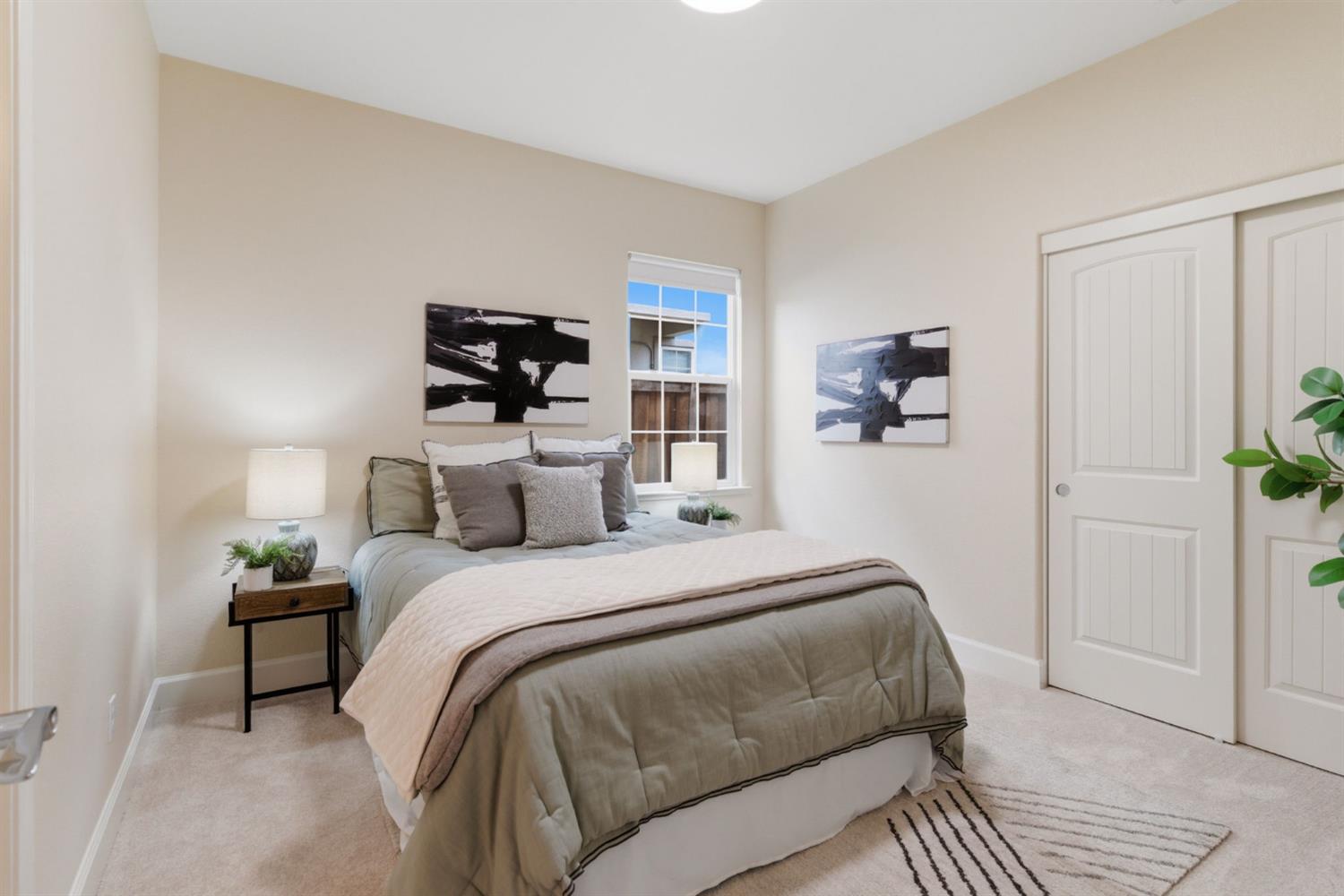 517 N Castellina Terrace