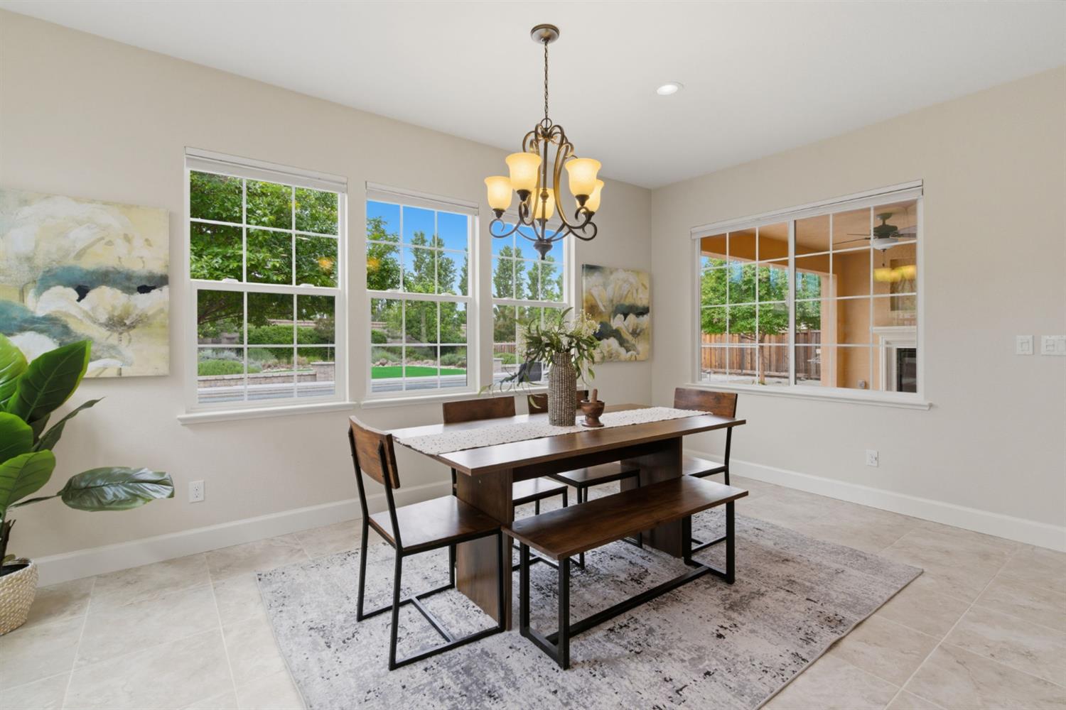 517 N Castellina Terrace