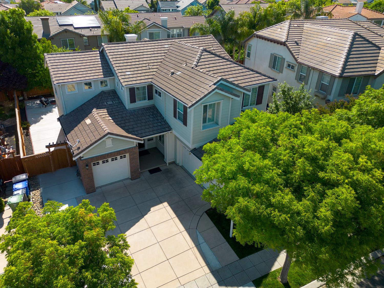 456 N Sierra Madre Street