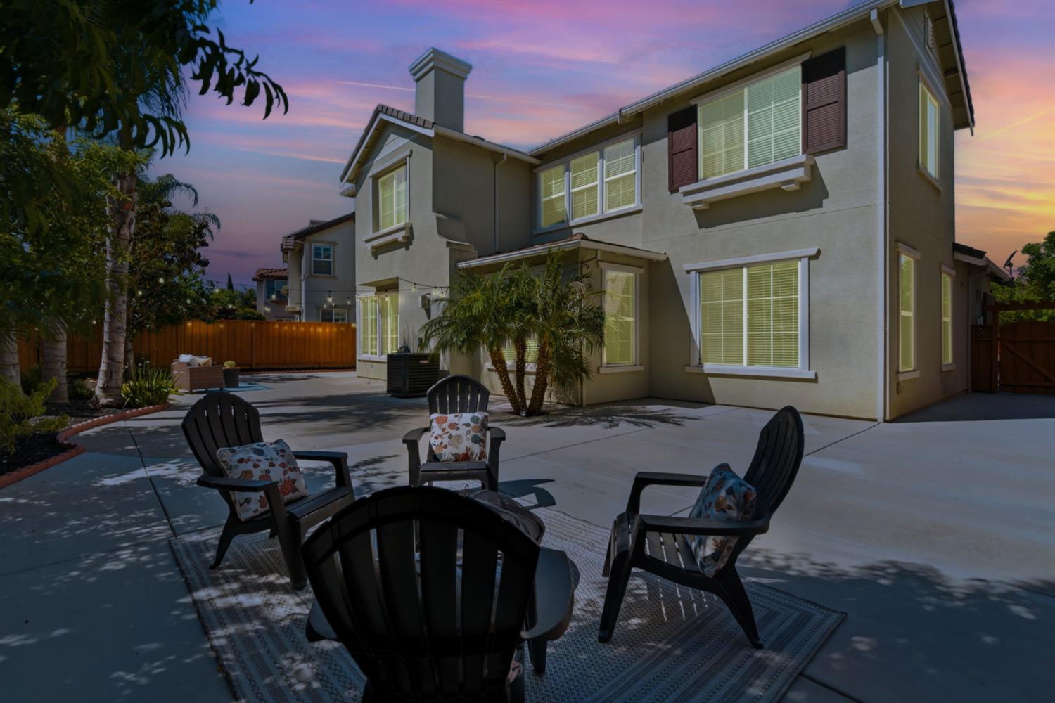 456 N Sierra Madre Street