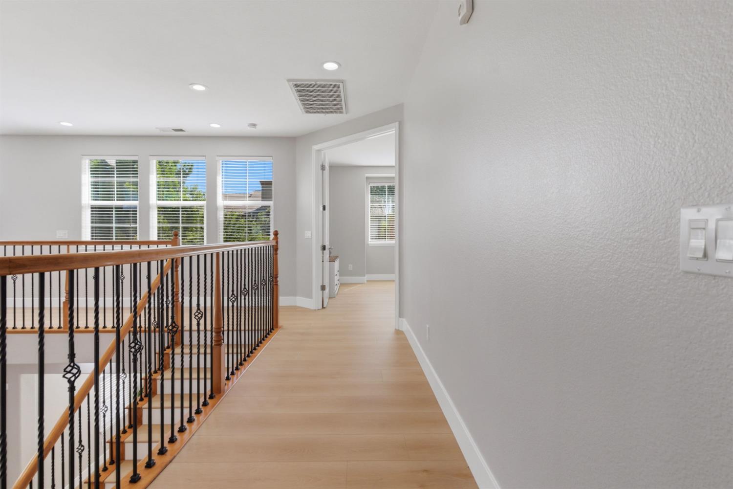 456 N Sierra Madre Street
