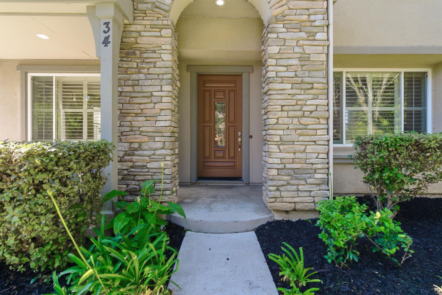 34 Felicia Avenue