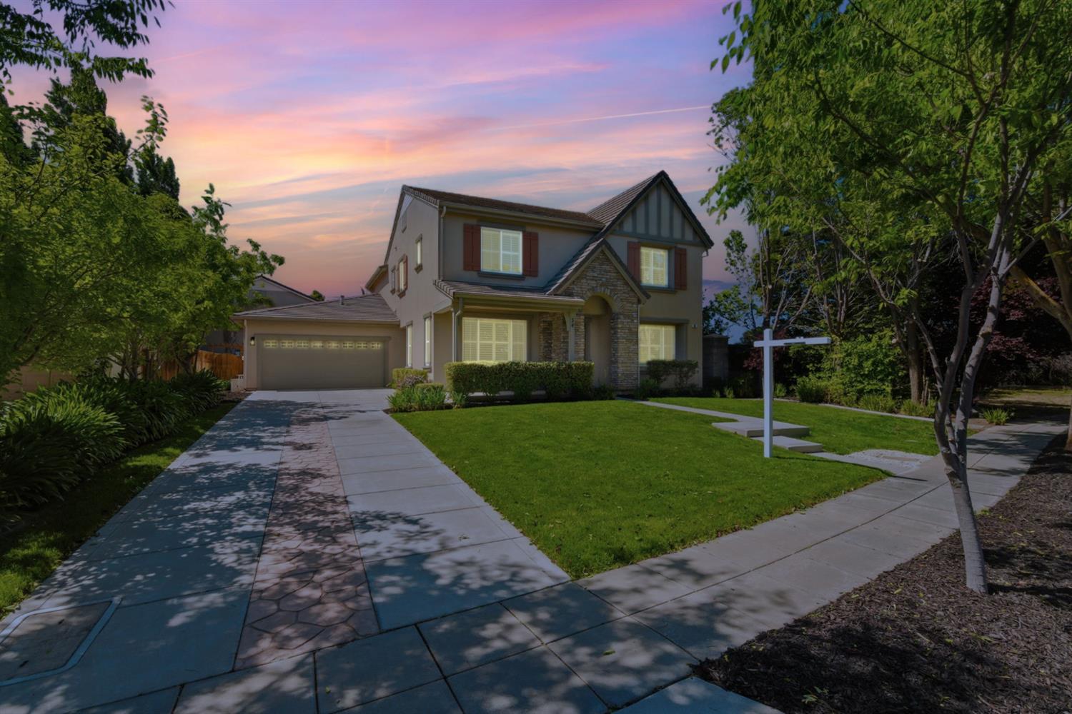 34 Felicia Avenue