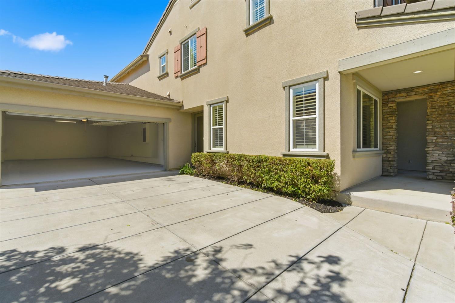 34 Felicia Avenue