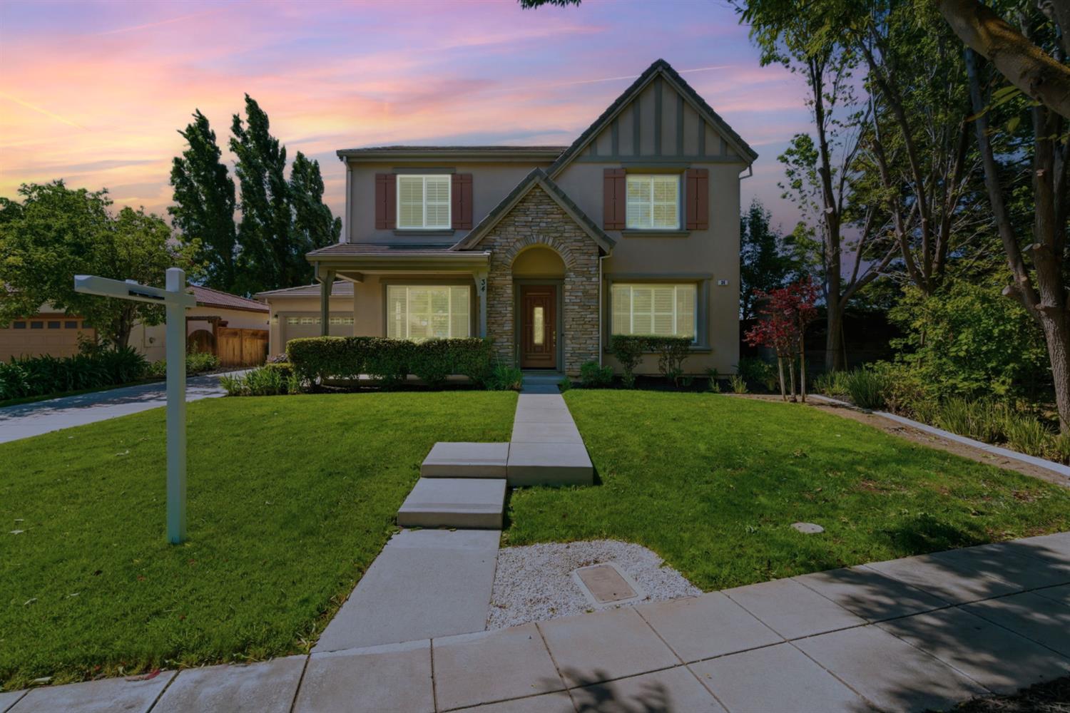 34 Felicia Avenue