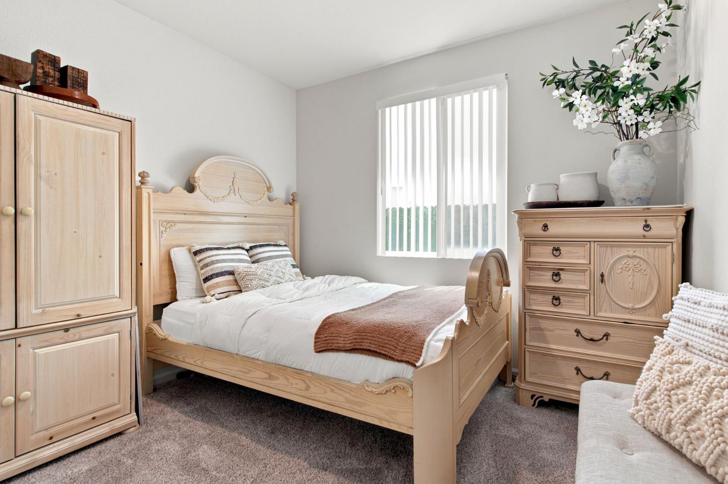 3093 Feather Road