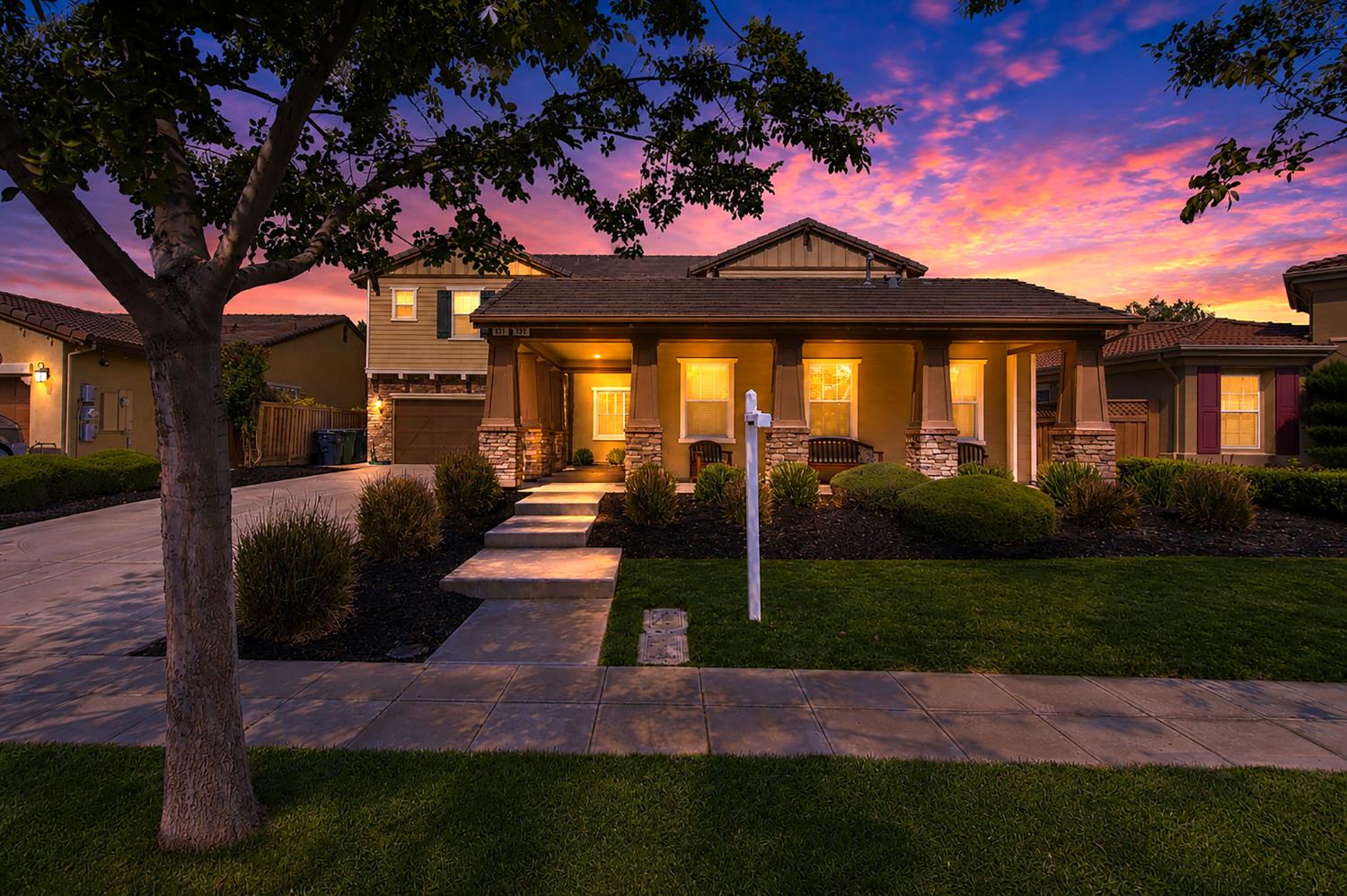 571 N Castellina Terrace
