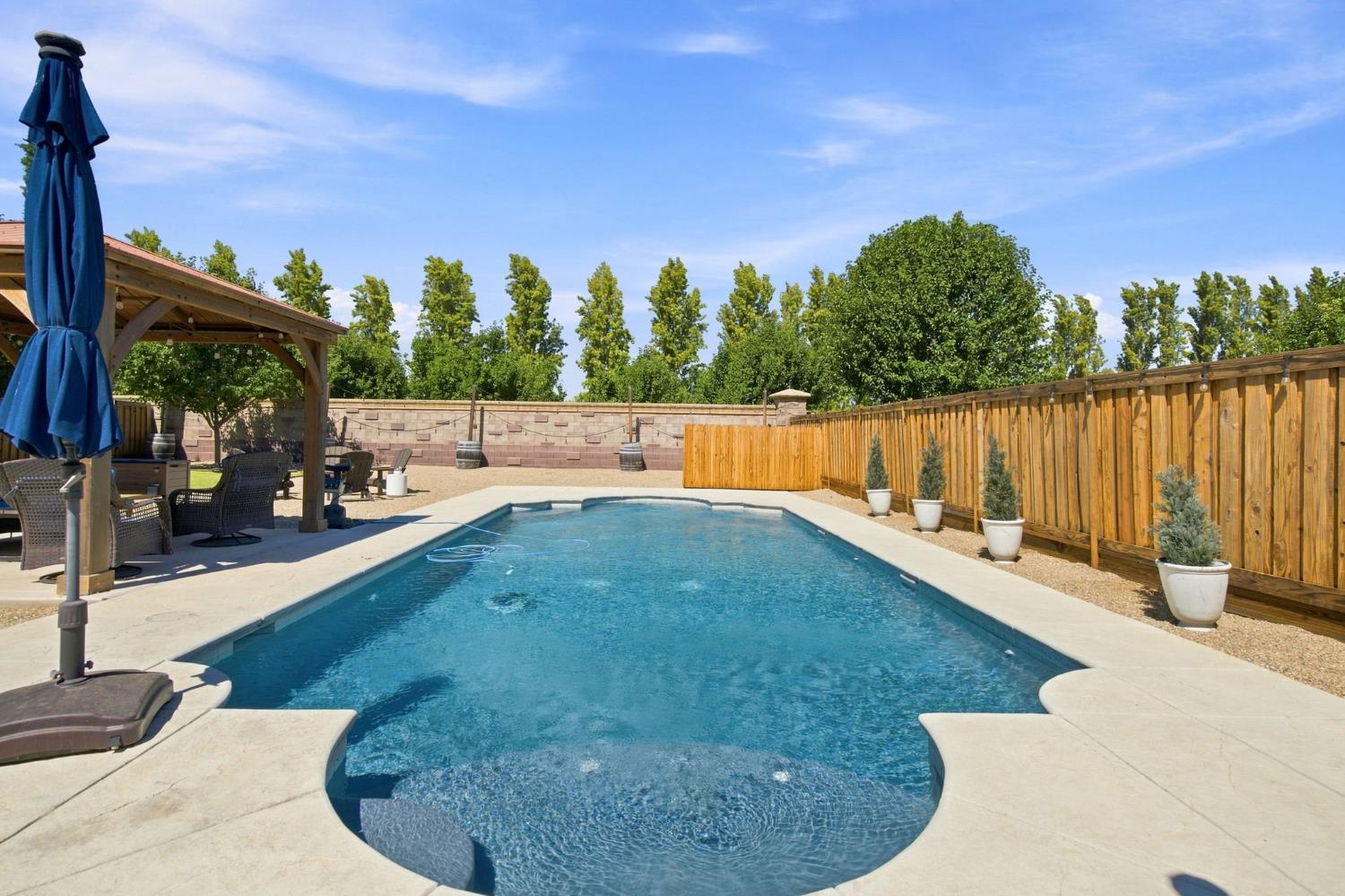 571 N Castellina Terrace