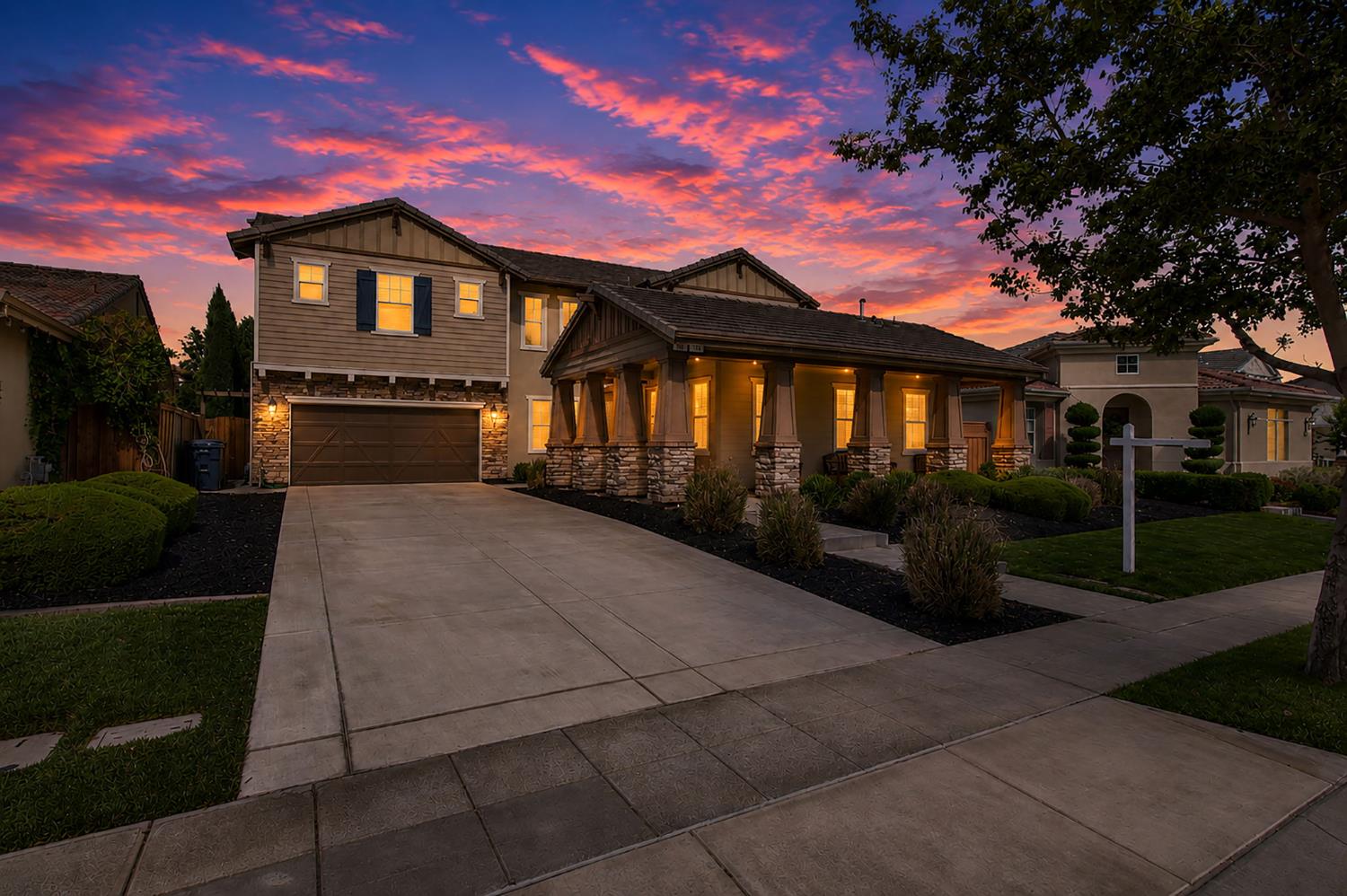 571 N Castellina Terrace