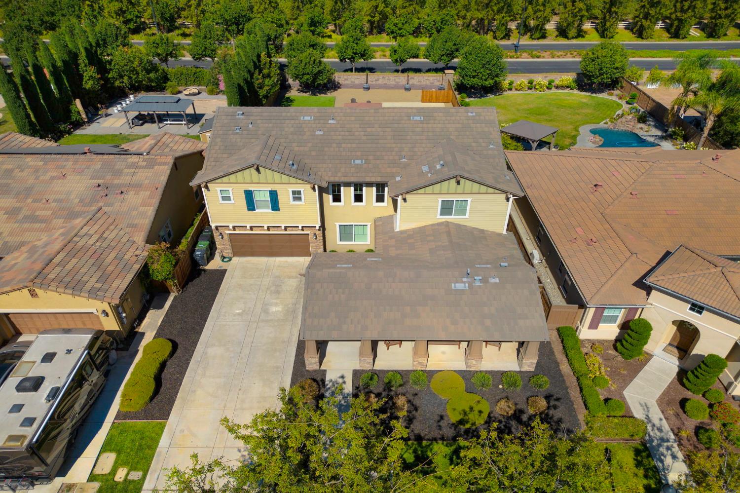 571 N Castellina Terrace