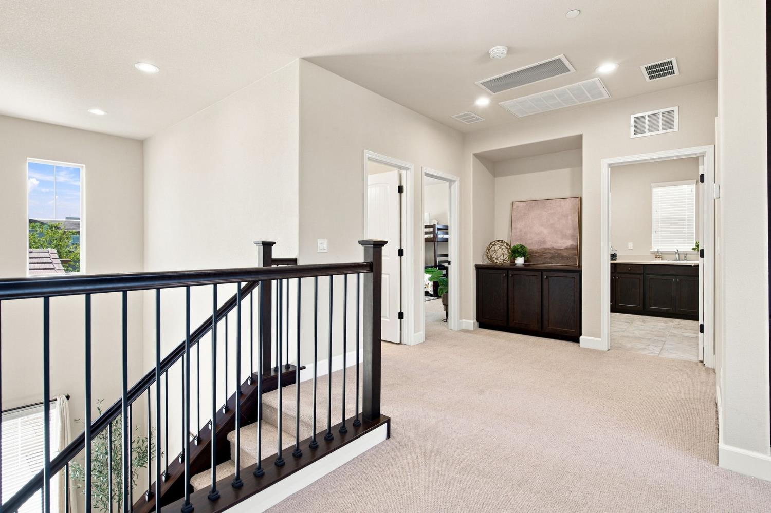 571 N Castellina Terrace