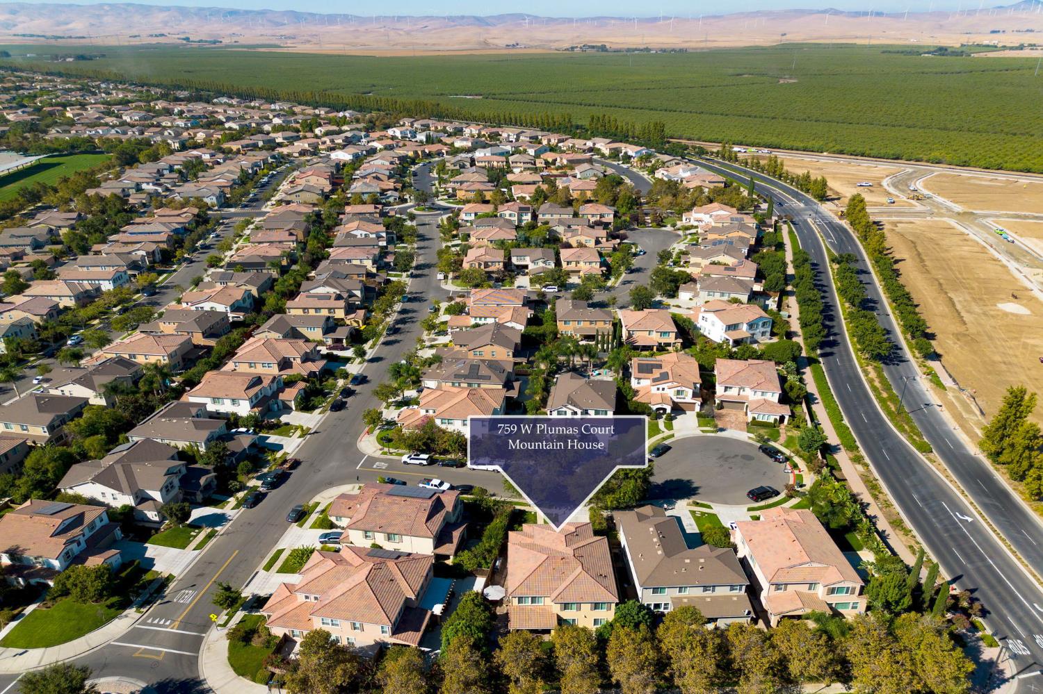 759 W Plumas Court